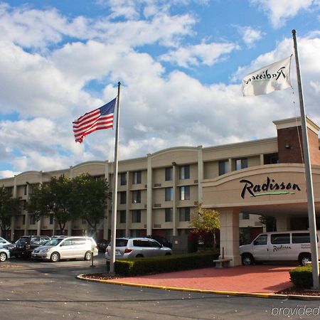 Radisson Rochester Airport ภายนอก รูปภาพ