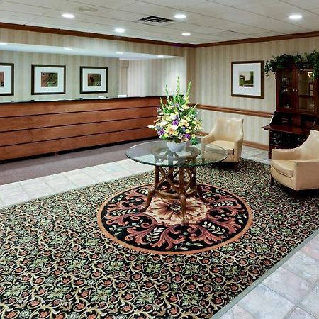 Radisson Rochester Airport ภายนอก รูปภาพ