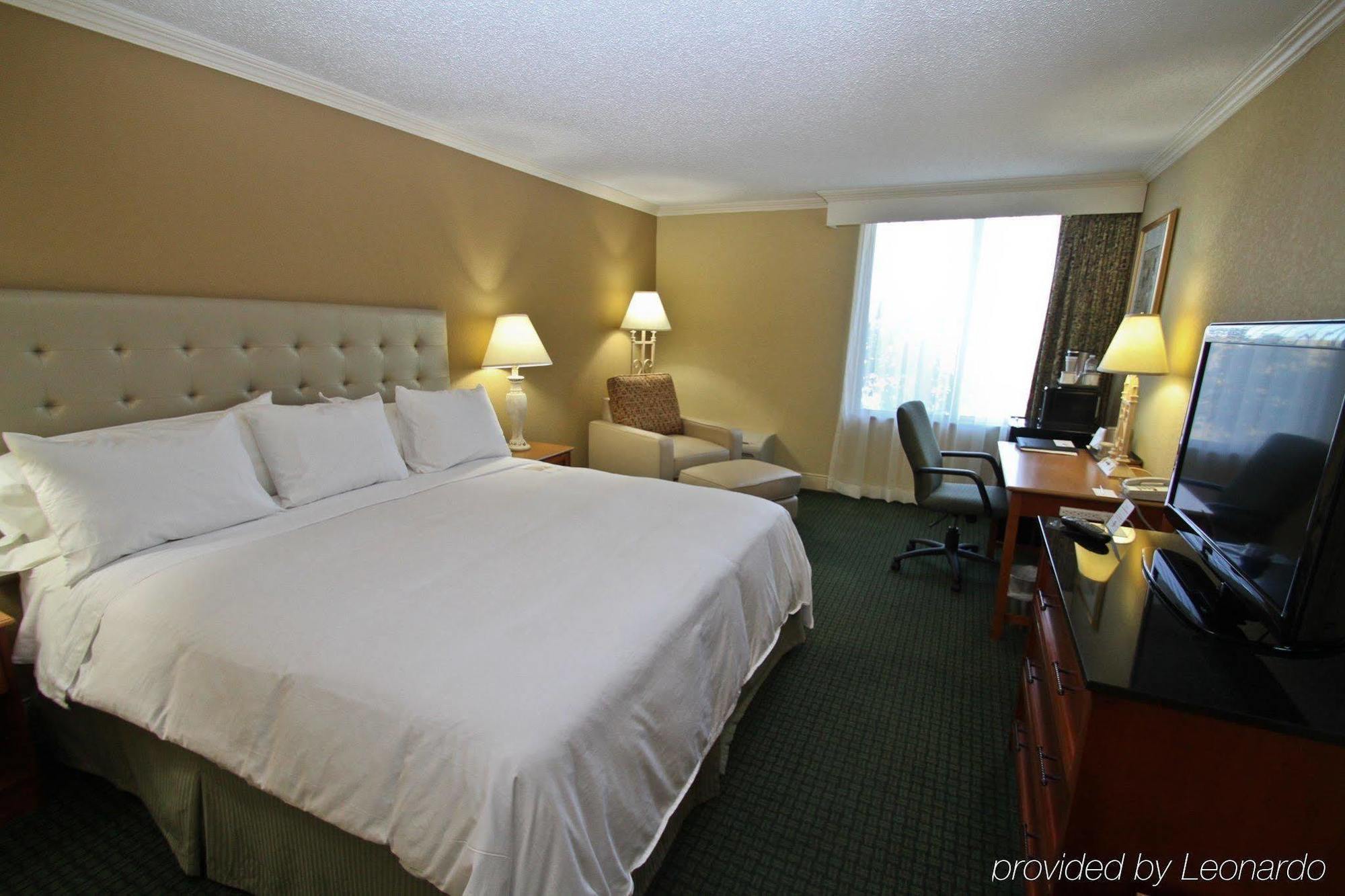 Radisson Rochester Airport ภายนอก รูปภาพ