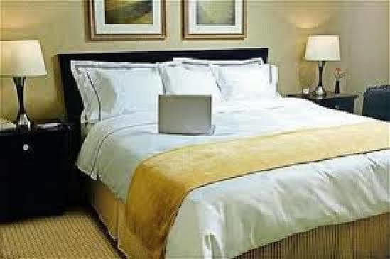 Radisson Rochester Airport ภายนอก รูปภาพ